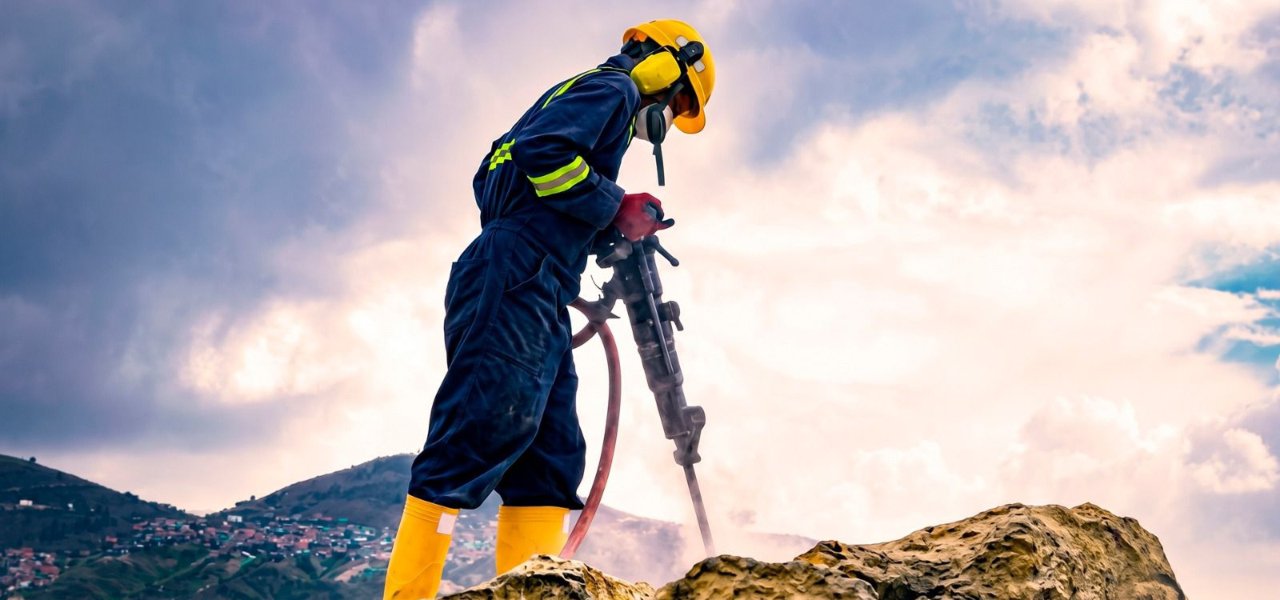 Colombia activa plataforma para rastrear el oro en tiempo real y fortalecer el control de su comercialización