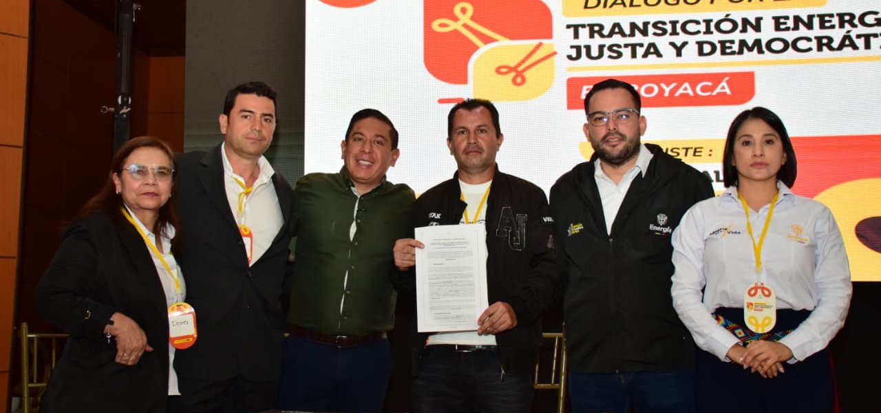 Después de 12 años de espera, el Gobierno nacional formaliza a pequeños mineros tradicionales en Boyacá