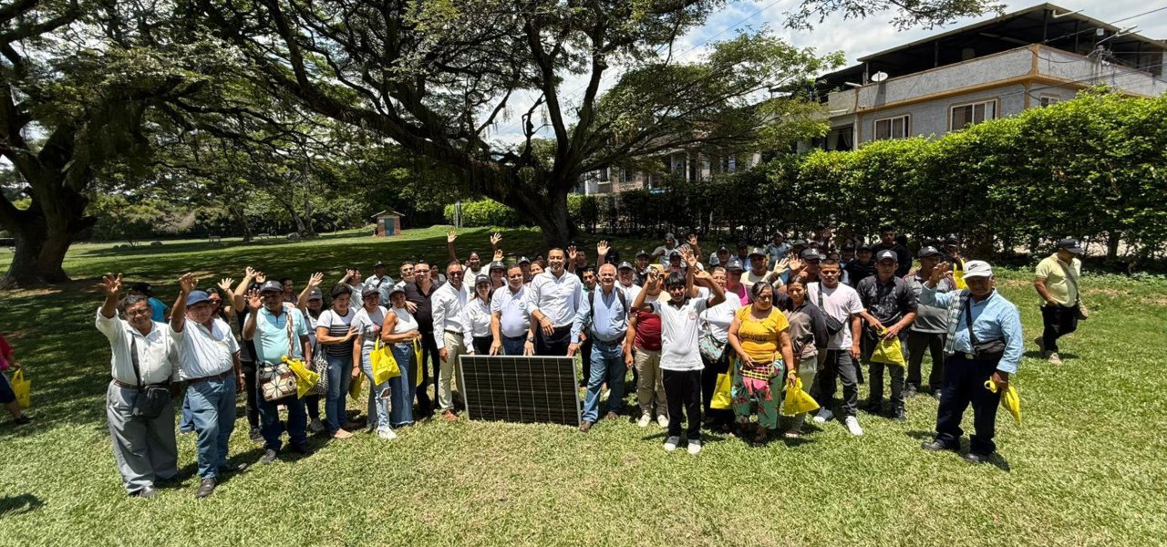 En Florida, Valle del Cauca, inauguran sistemas solares que garantizan energía limpia a 171 familias de la región