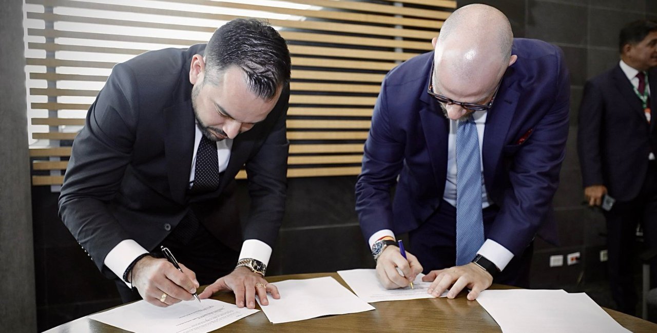 Gobierno colombiano suscribe acuerdo de confidencialidad con Venezuela para intercambio de información sobre Monómeros