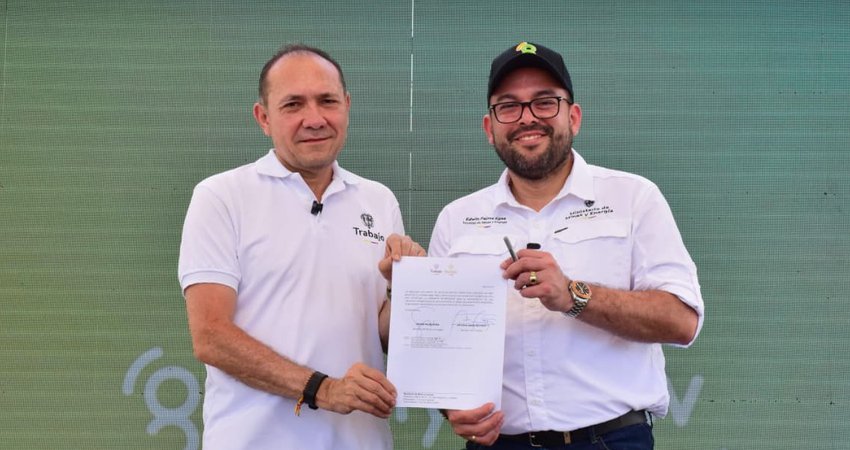 Gobierno expide circular para exigir contratación de técnicos electricistas certificados en proyectos solares y de transición energética