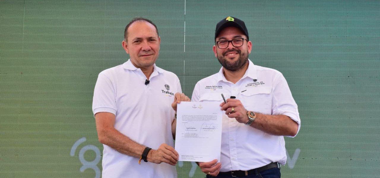 Gobierno expide circular para exigir contratación de técnicos electricistas certificados en proyectos solares y de transición energética