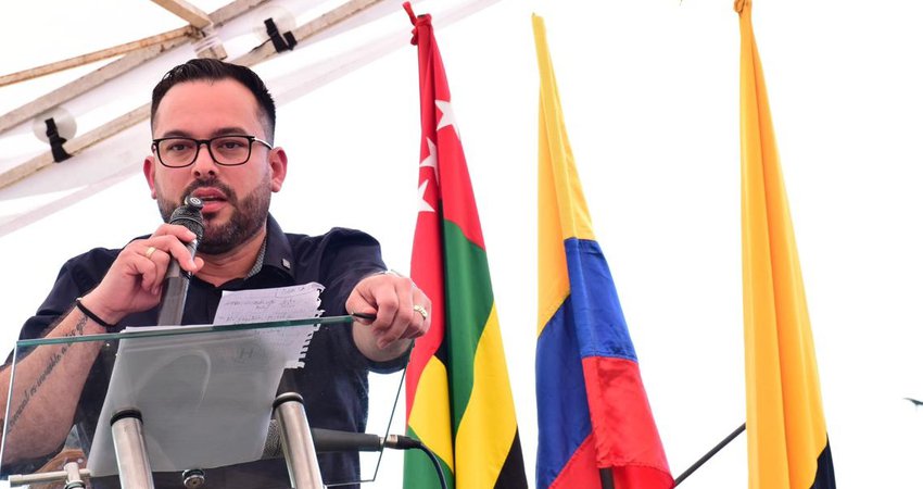 Gobierno habilita el uso de baterías para almacenar energía solar y da un paso histórico en la transición energética del país