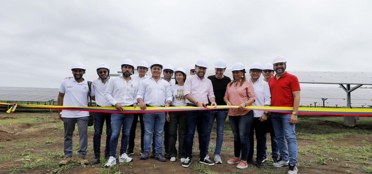 Gobierno nacional lleva energía limpia a 500 hogares en Sucre gracias a nueva granja solar