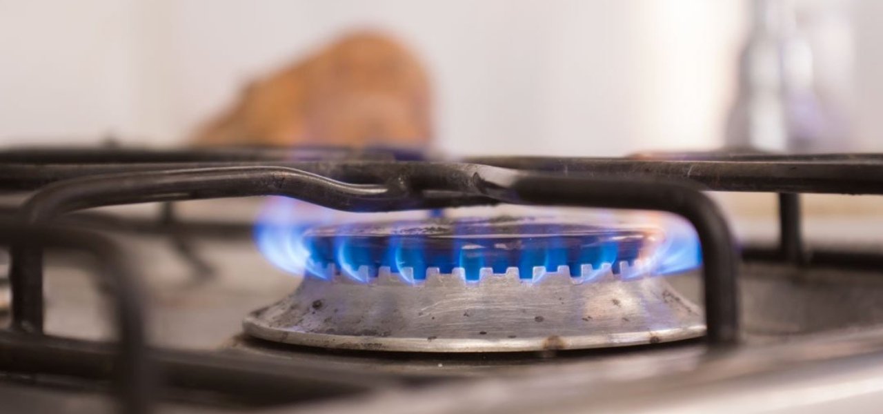 Gobierno ordena devolver más de $150 mil millones a usuarios de gas natural por cobros adicionales en transporte