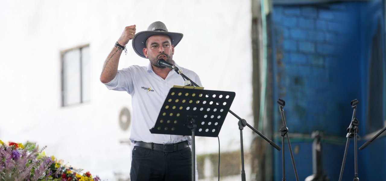 “Hemos encontrado una mafia en la asignación de puntos de conexión”: ministro de Minas y Energía