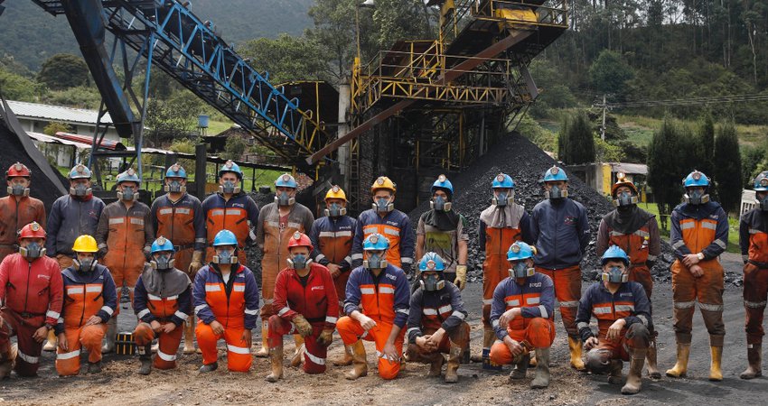 Más de 1.500 mineros y habitantes de territorios mineros participarán en la primera Cumbre Nacional Minera en Bogotá