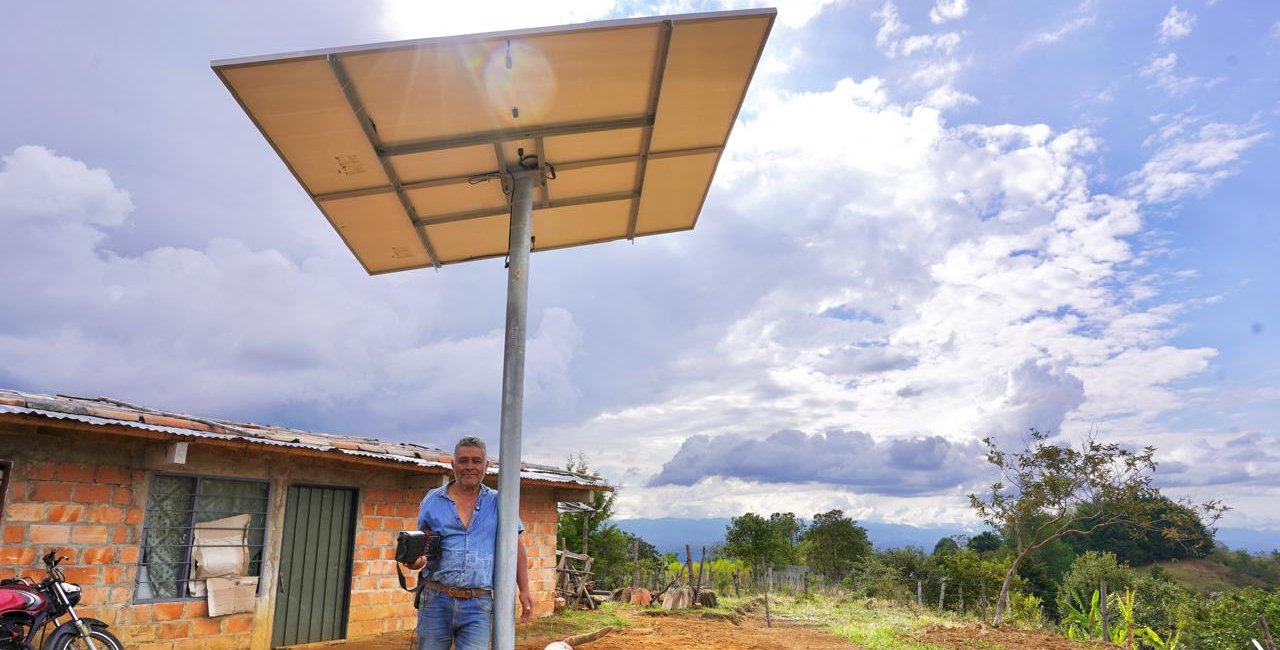 Más de 1.500 personas en el Cauca tienen energía limpia por primera vez tras intervención del Gobierno nacional