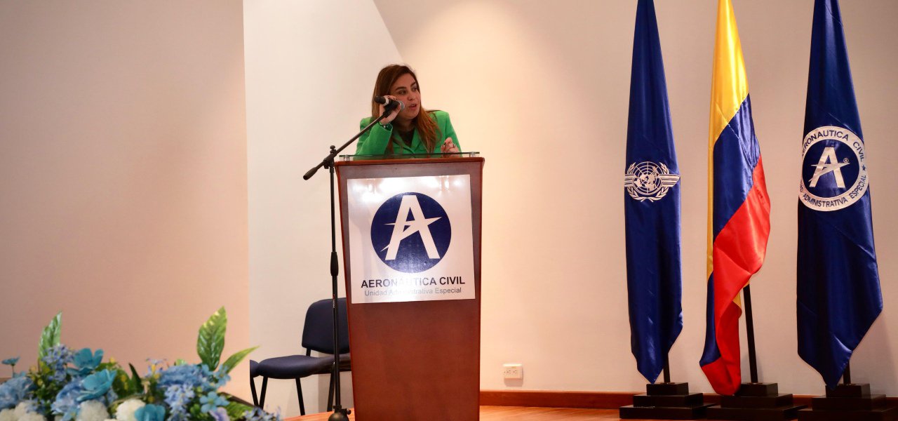 MinEnergía presentó avances jurídicos y regulatorios para impulsar el combustible sostenible de aviación en Colombia