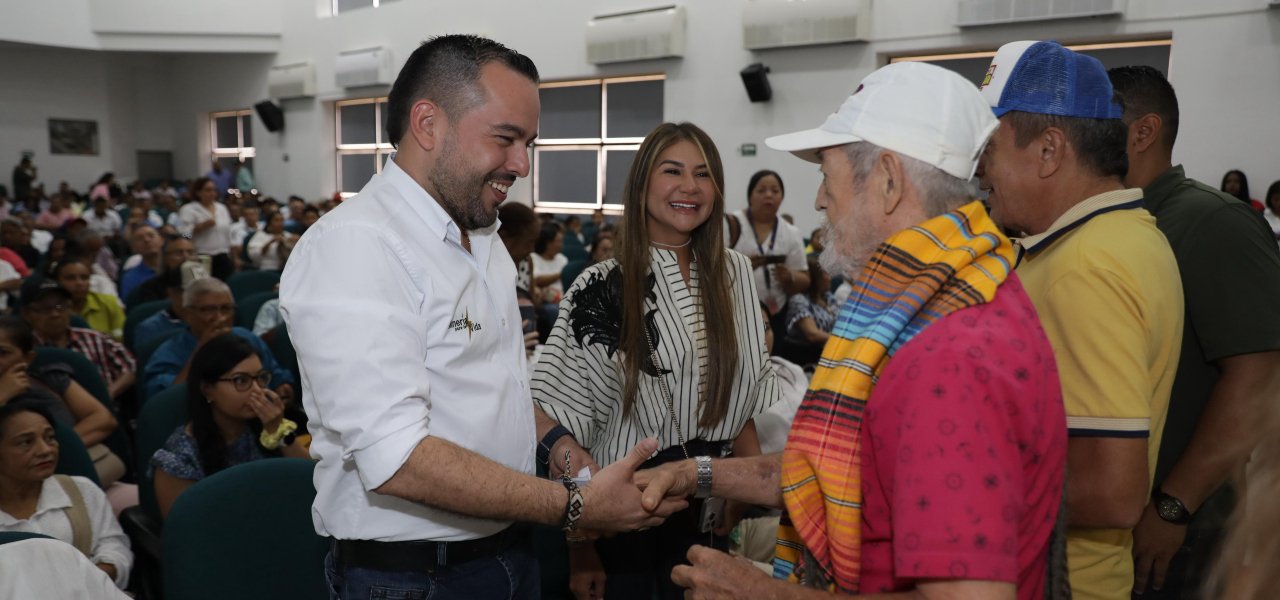 MinEnergía socializó borrador del Proyecto de Ley para reducir tarifas de energía y dar voz a los usuarios en la CREG