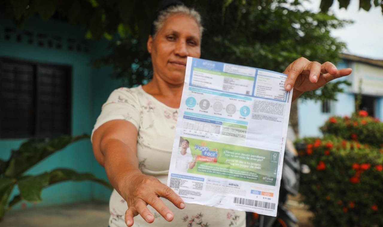 MinEnergía y CREG lideran nuevo cambio regulatorio en tarifas de energía que aliviará el bolsillo de usuarios