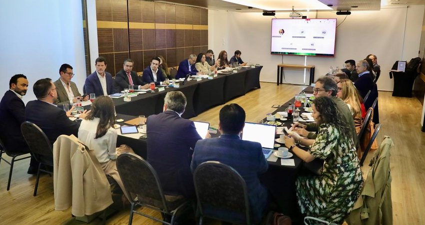 Ministerio de Minas y Energía y Naturgas analizaron el estado de avance de las 20 medidas para garantizar abastecimiento, confiabilidad y estabilidad de precios del gas natural