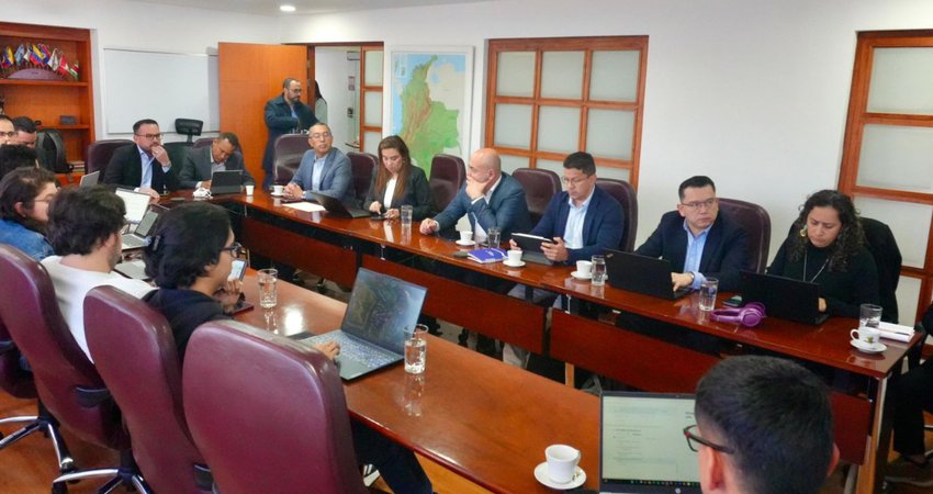 Ministerio de Minas y Energía designa a Karen Schutt como gerente técnica para coordinar acciones frente al fenómeno de El Niño y el mantenimiento estratégico de SPEC