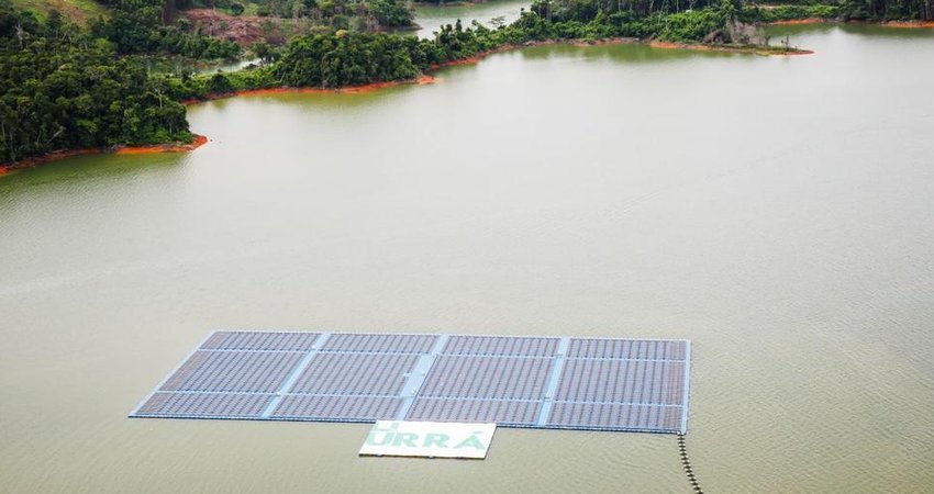 Ministra Irene Vélez Torres inauguró proyecto piloto de planta solar flotante “Aquasol” en Córdoba.jpg