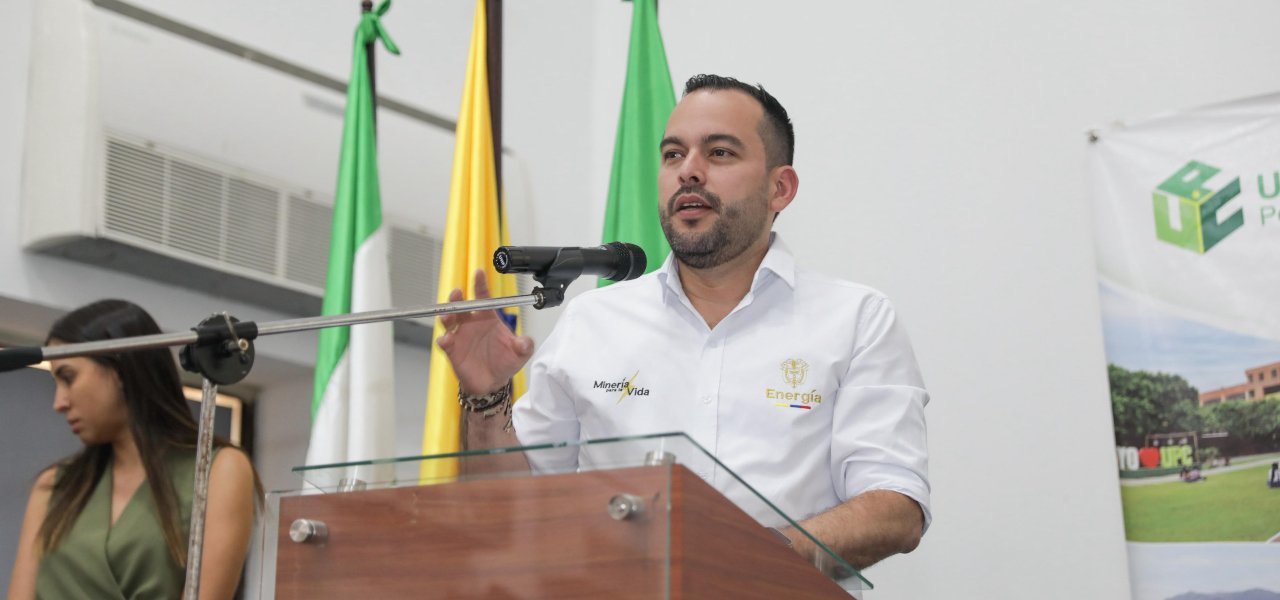 Ministro de Minas y Energía analizará la eliminación del cargo por confiabilidad que le cuesta a los colombianos $6.2 billones al año