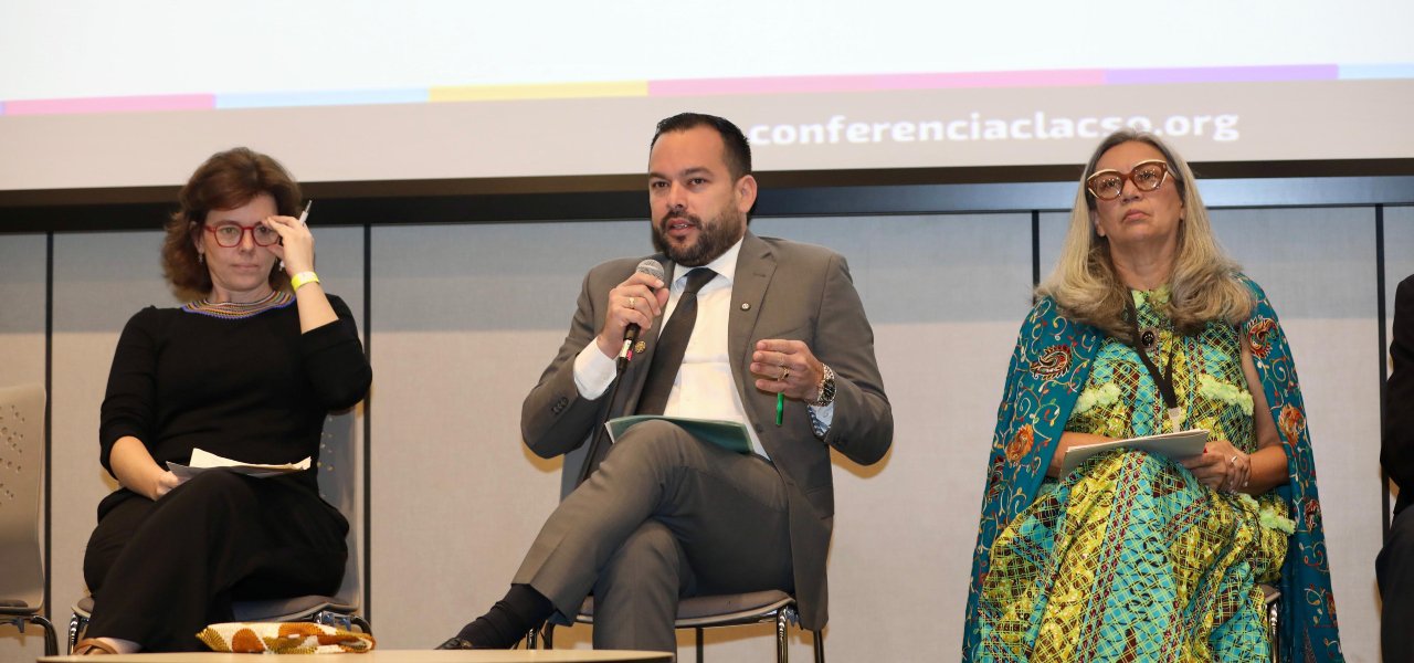 Ministro de Minas y Energía hace un llamado a los pueblos de la región para proteger la democracia en Colombia