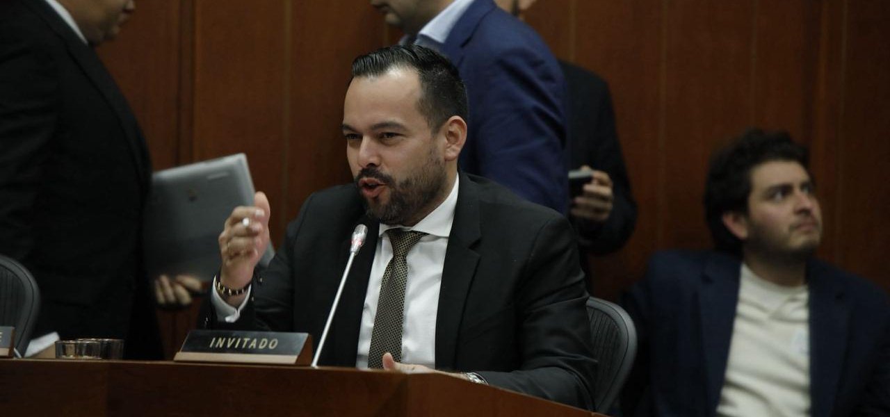 Ministro de Minas y Energía pone sobre la mesa seis propuestas para modificar el Cargo por Confiabilidad que pagan los usuarios de energía en Colombia