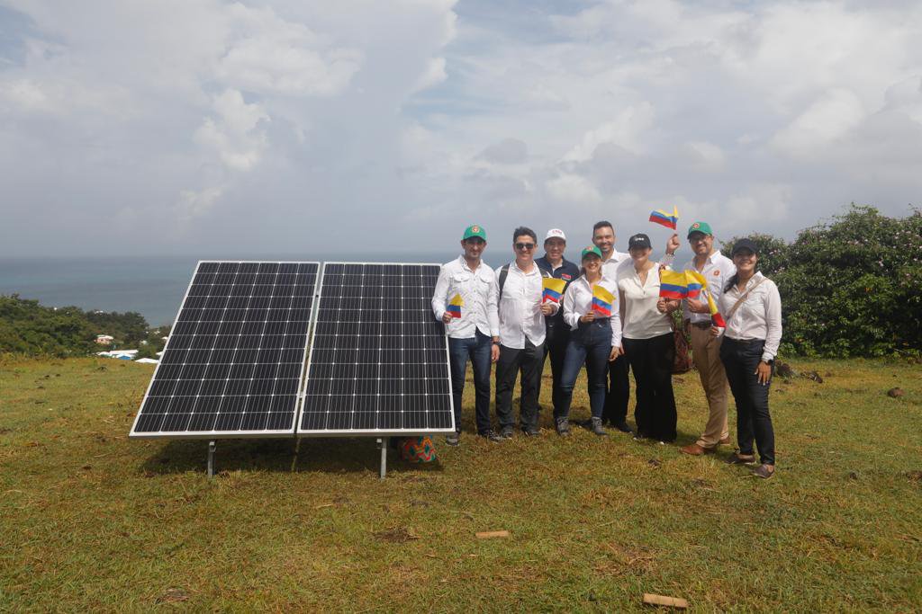 ¡El Gobierno le cumple a las regiones!, Ecopetrol inició la construcción de la primera granja solar en Providencia